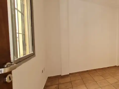 Depto Tipo Casa en Alquiler de 2 ambientes