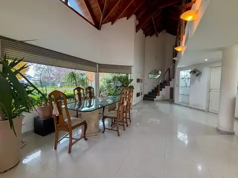 Presidente Perón y Alcorta s/n