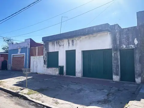 León Ortiz De Rozas 4200
