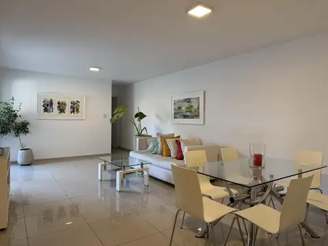 Departamento en Venta con 2 cocheras