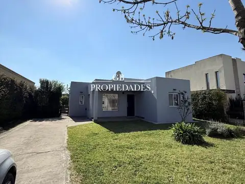 Venta de Casa 4 Ambientes en San Eduardo, Pilar
