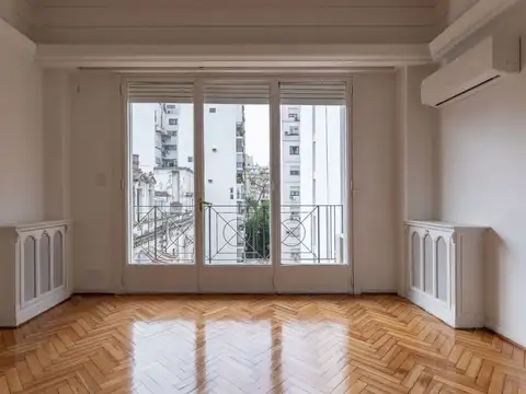 Departamento en Alquiler de 3 dormitorios