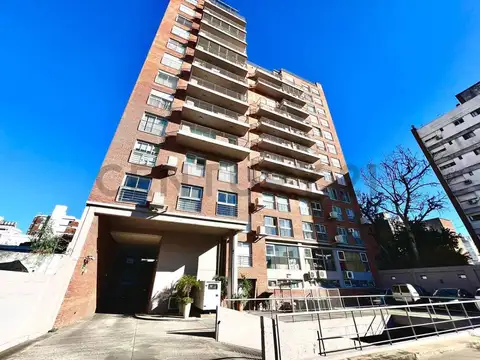 VENTA COCHERA CUBIERTA MORON CENTRO