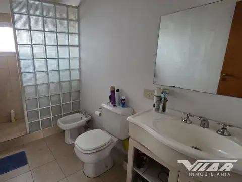 Depto Tipo Casa en Venta con 1 cocheras