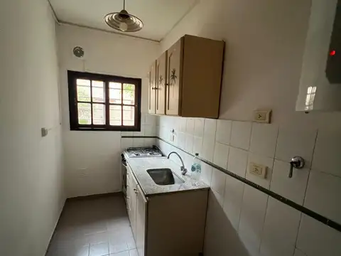 58 e/ 16 y 17 1000, Piso PB