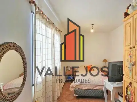 PH en 1° piso monoambiente excelente zona y vista s/ expensa