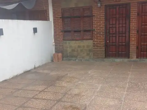 VENTA DUPLEX  2 AMBIENTES GRANDE    CON COCHERA     SAN BERNARDO