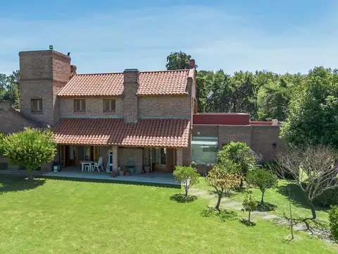 Au Acceso Oeste Km 42