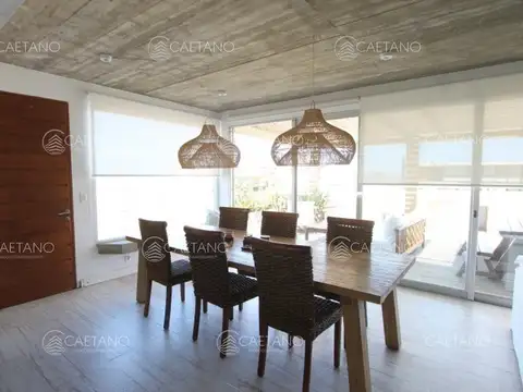 Casa en Alquiler Temporal en Montoya, USD 10.000