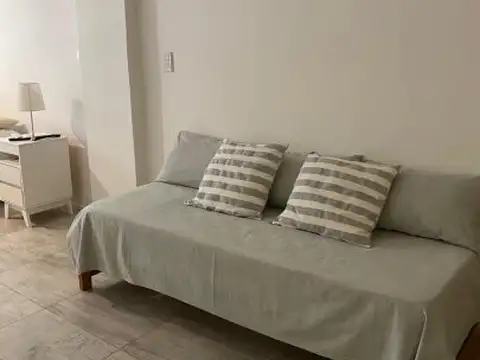 Departamento en Alquiler Temporal en San Nicolás, USD 700.000
