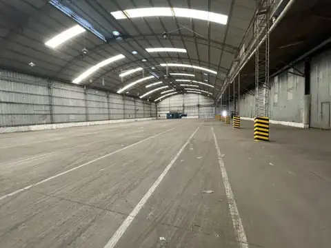 Ruta 21 Km 288 - Nave 2.300 m2