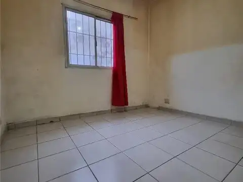 SARGENTO CABRAL 1100, Piso P.B.