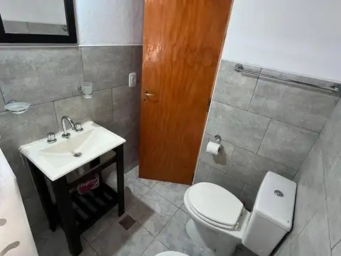 Casa en Alquiler Temporal con 1 cochera