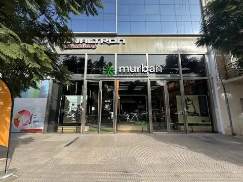 Local en Av. Libertador al 8430