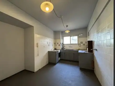 Departamento 5 ambientes con 1 baño