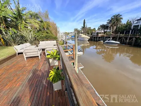 Casa en Marina del Sol con amarra, Punta Chica