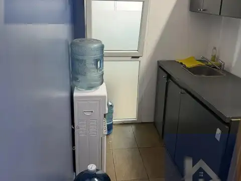 Oficina en Alquiler al Este