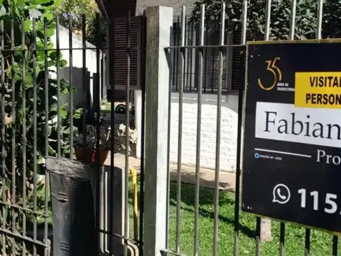 Casa 4 ambientes con 1 baño