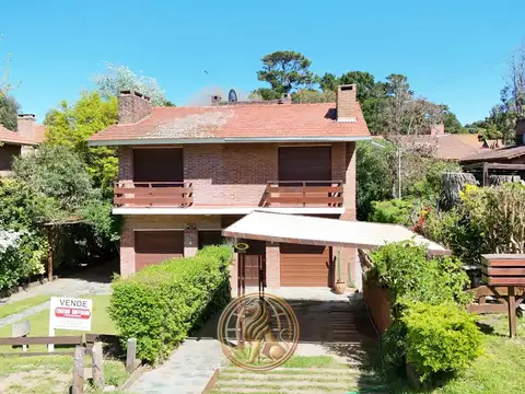 Depto Tipo Casa 3 ambientes con 2 baños