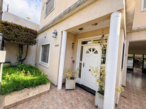 Casa en Venta en Los Hornos, USD 129.000