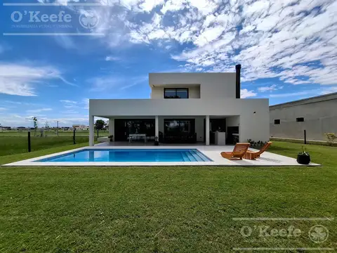 Casa en Venta 5 ambientes en Puerto Nizuc, Guillermo  Hudson , Berazategui