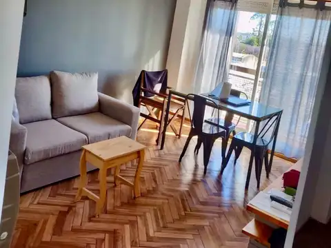 San Martin 800, Piso 5