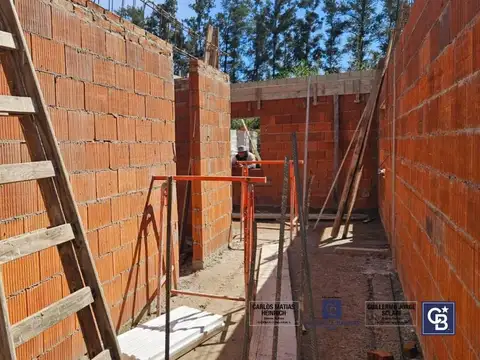 Casa 4 ambientes con 3 baños