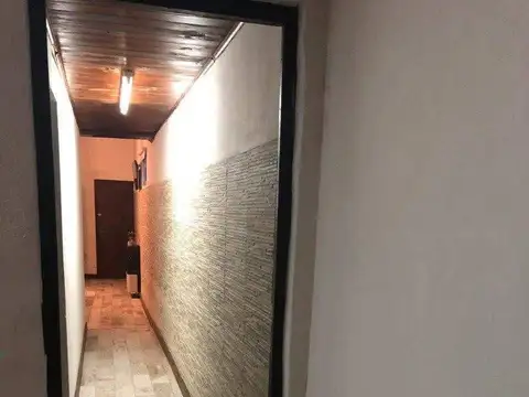 CASA 6 AMBIENTES IMPECABLE ESTADO BARRIO LIBERTAD