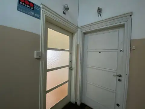 Venta Oficina en Ciudad Vieja