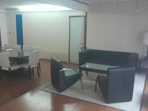 Oficina en Venta con 1 cochera