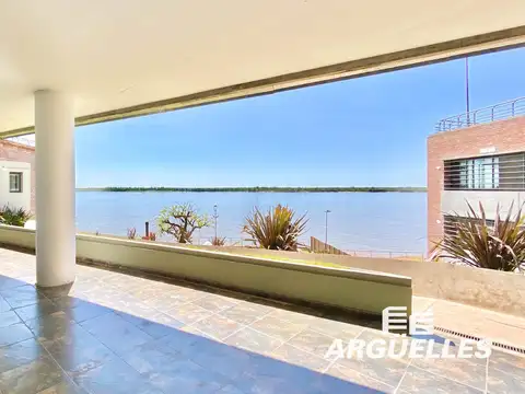 Avenida Carballo al 230 Forum Puerto Norte Rosario