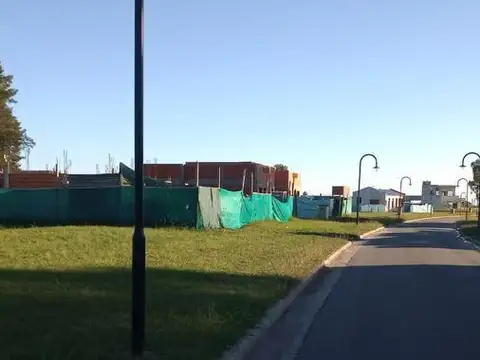Terreno en Venta 50  mts Fondo
