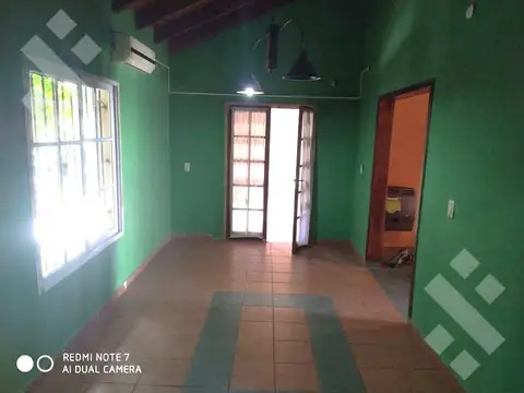 Casa 3 ambientes con 1 baño