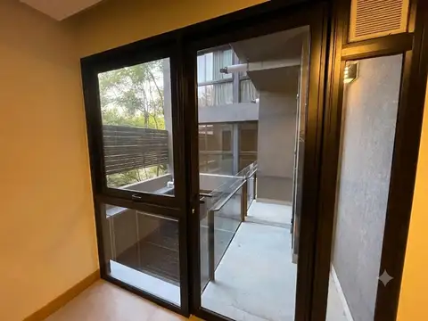 Departamento en Alquiler con 1 cochera