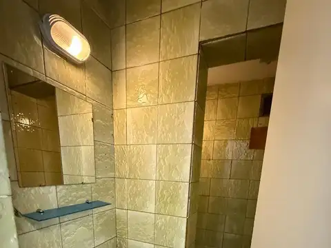 Local en Alquiler en Villa del Parque, $ 700.000