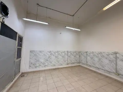 Local en Alquiler en Villa del Parque, $ 700.000