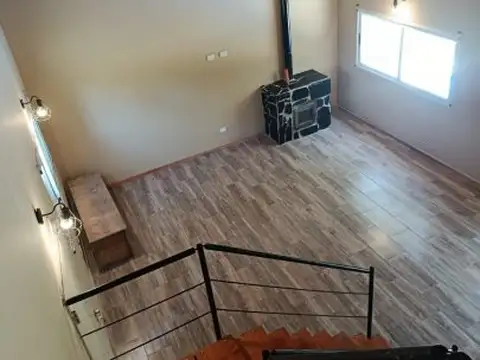 Casa 2 ambientes con 1 baño
