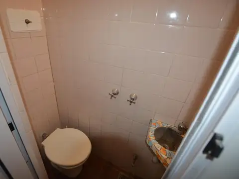 Depto Tipo Casa en Venta 50 años