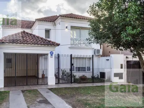 Casa en  venta en Tres Cerritos 270m2