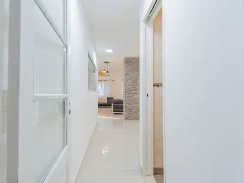 Depto Tipo Casa 5 ambientes con 2 baños