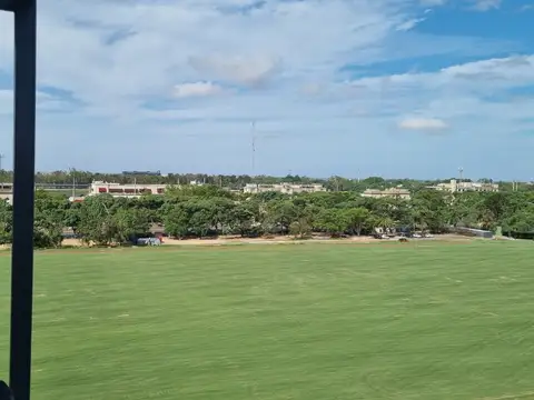 Avenida General Indalecio Chenaut 1700