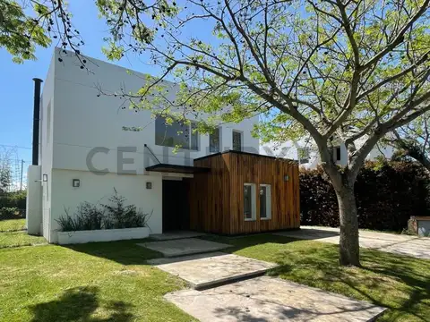 Casa en venta en Los Lagos Nordelta