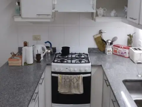 HERMOSO TRIPLEX EN VENTA 4 AMBIENTES VILLA SARMIENTO