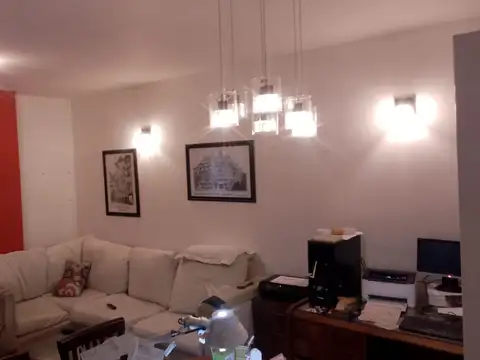 Depto Tipo Casa en Venta de 4 ambientes