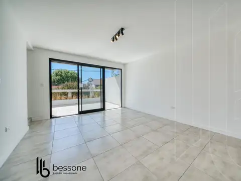 Depto Tipo Casa en Venta de 1 dormitorio