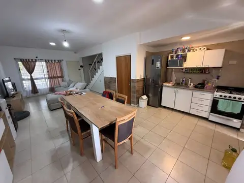 Depto Tipo Casa en Venta de 2 dormitorios