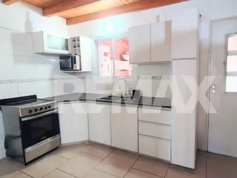 Depto Tipo Casa 4 ambientes con 1 baño