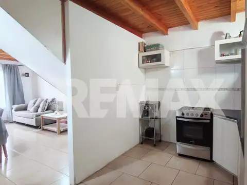 Depto Tipo Casa 4 ambientes con 1 baño