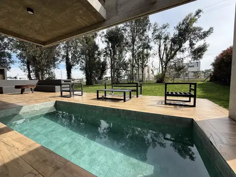 Casa en venta – Barrio Arenas del Sur