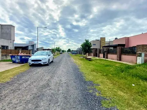 Terreno en Venta en Funes, USD 50.000